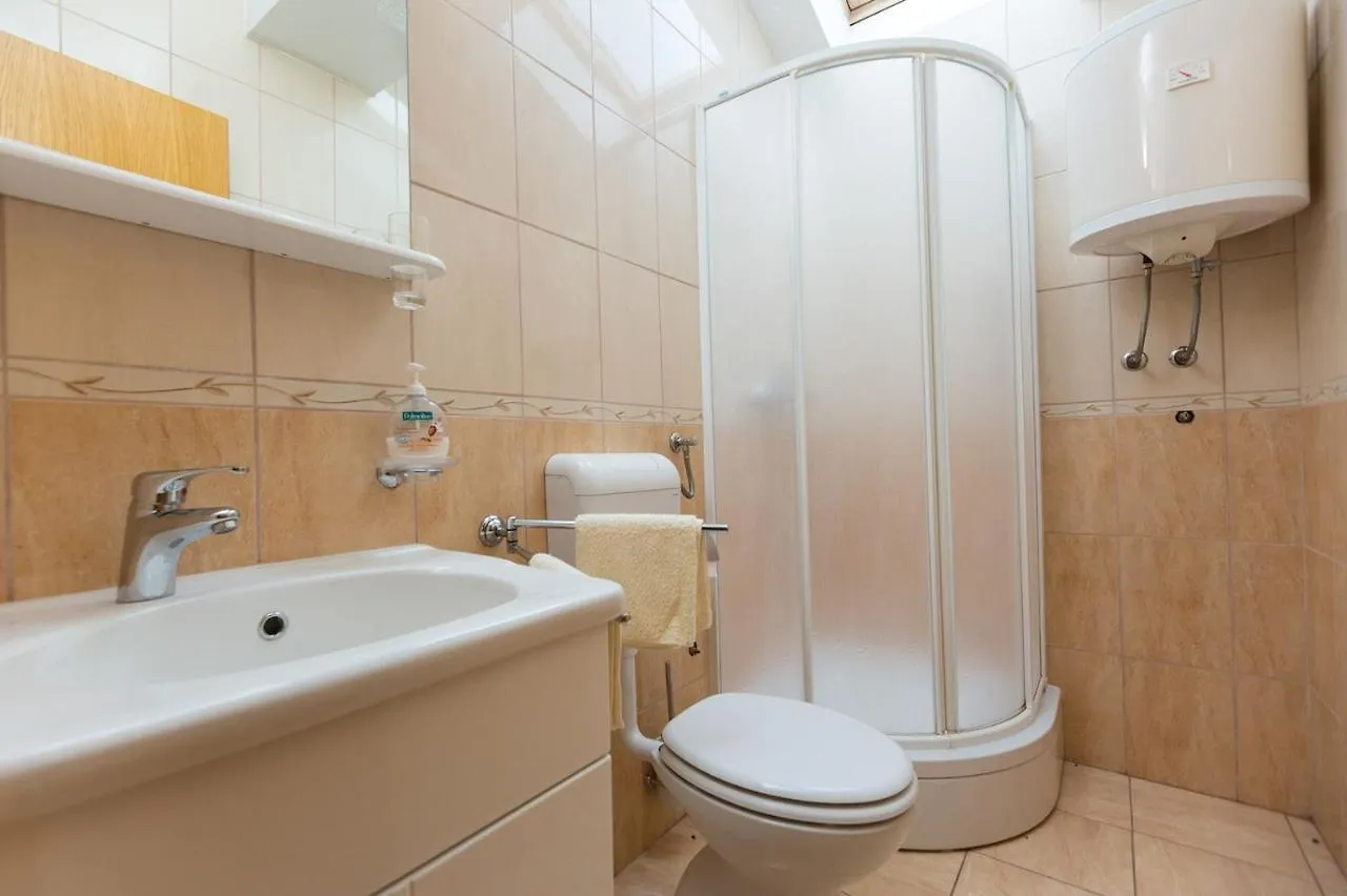 Apartment In Okrug Donji With Sea View, Balcony, Air Conditioning, Wifi 5166-6 Donji Okrug