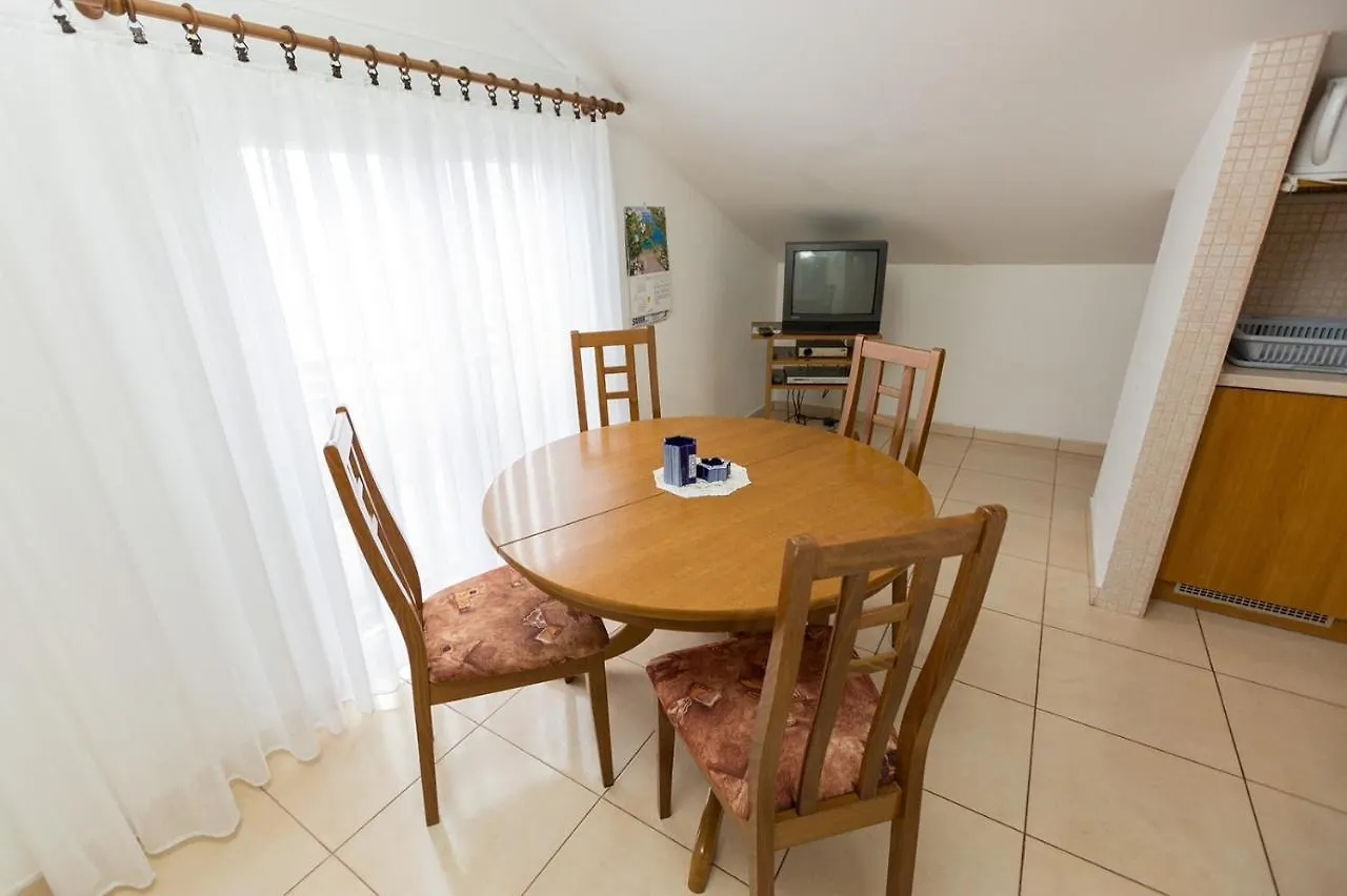 Apartment In Okrug Donji With Sea View, Balcony, Air Conditioning, Wifi 5166-6 Donji Okrug  Hırvatistan