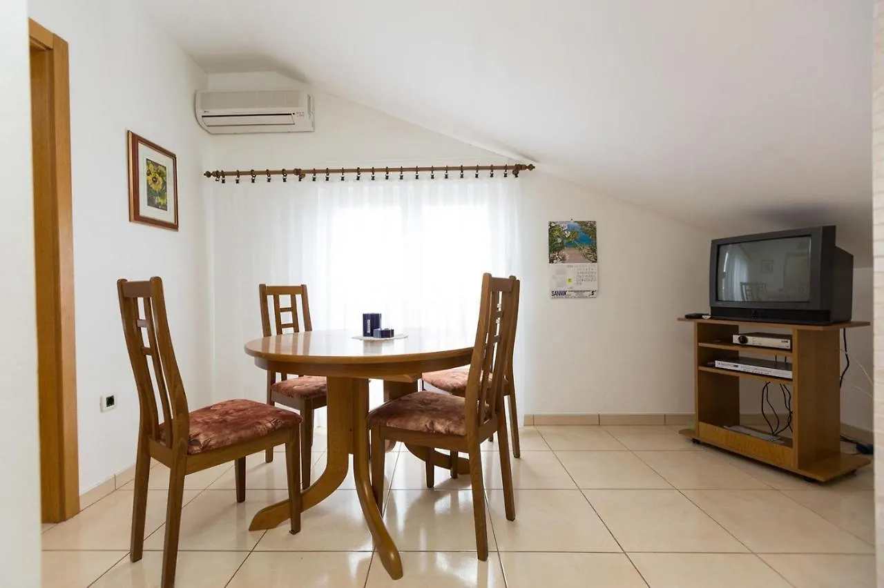 Apartment In Okrug Donji With Sea View, Balcony, Air Conditioning, Wifi 5166-6 Donji Okrug