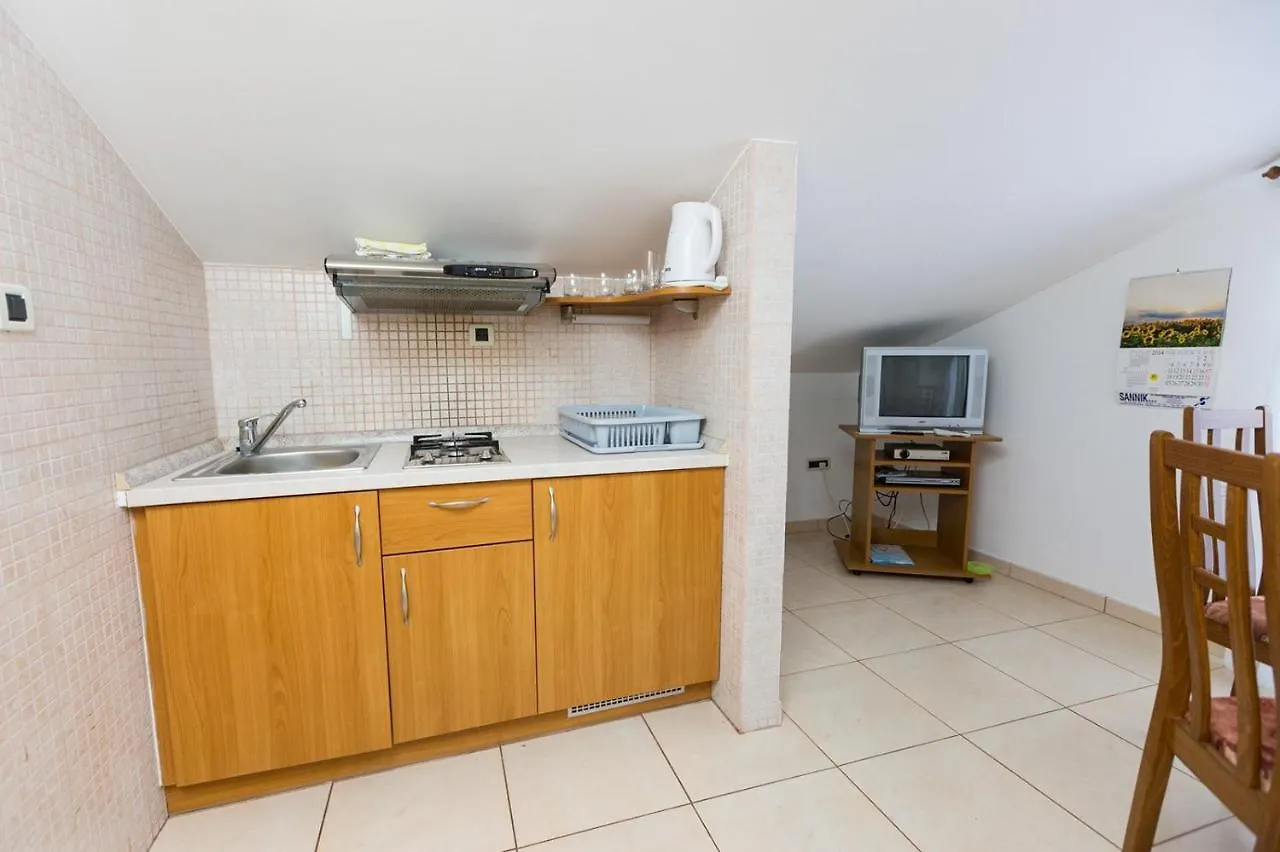 Apartment In Okrug Donji With Sea View, Balcony, Air Conditioning, Wifi 5166-6 Donji Okrug