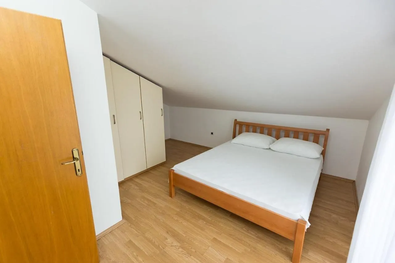 Apartment In Okrug Donji With Sea View, Balcony, Air Conditioning, Wifi 5166-6 Donji Okrug